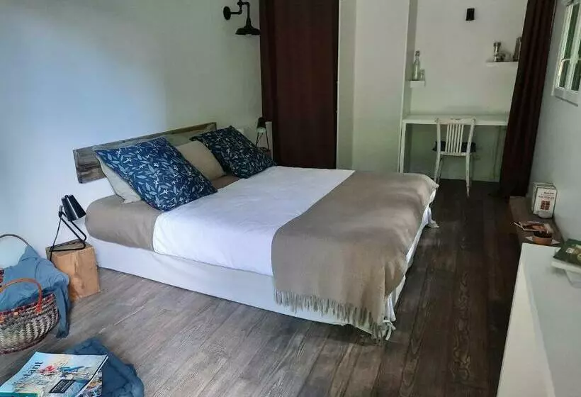 تختخواب و صبحانه La Cabane De Troyes   Chambre D Hôtes
