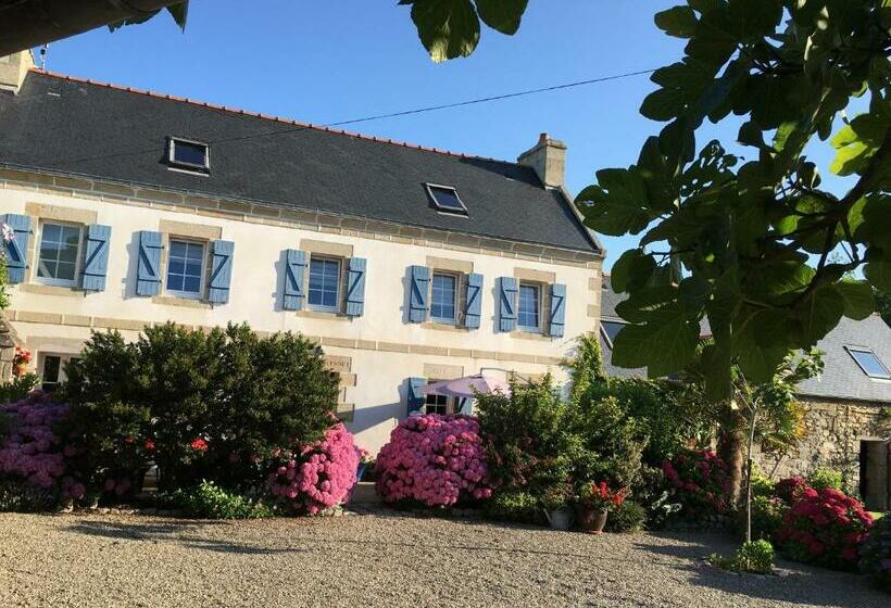 تختخواب و صبحانه La Ferme De Kérivoas