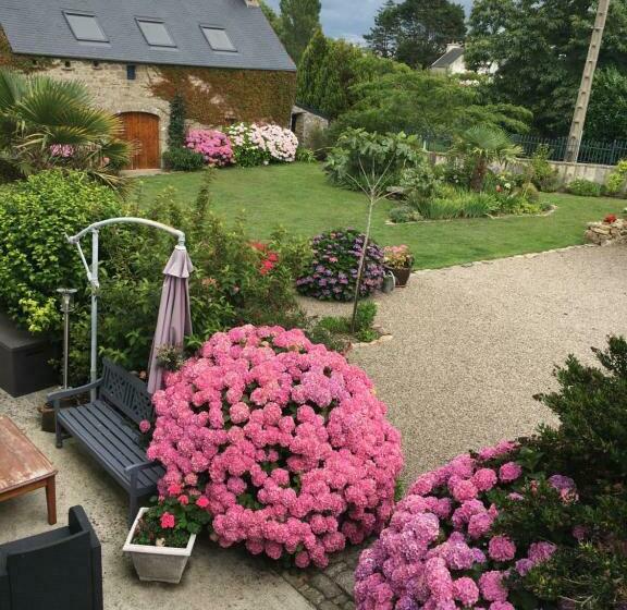 تختخواب و صبحانه La Ferme De Kérivoas