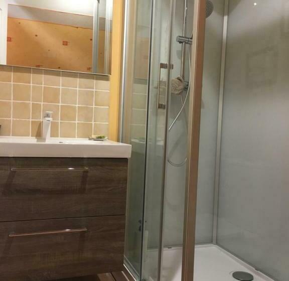 تختخواب و صبحانه La Ferme De Kérivoas