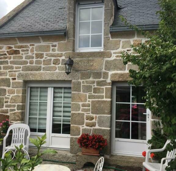 تختخواب و صبحانه La Ferme De Kérivoas