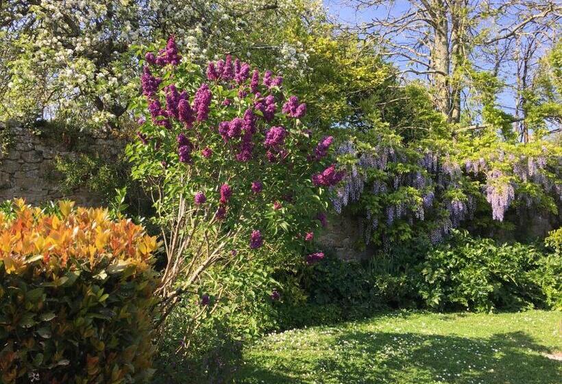 تختخواب و صبحانه La Ferme De Kérivoas