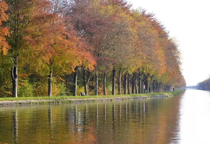 تختخواب و صبحانه Oetervallei