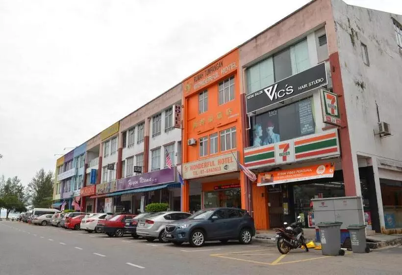 Hotelli Gf Wonderful