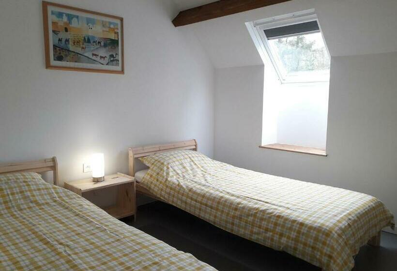 بنسيون Chambres, Camping La Pointe, Saint Coulitz, Chateaulin