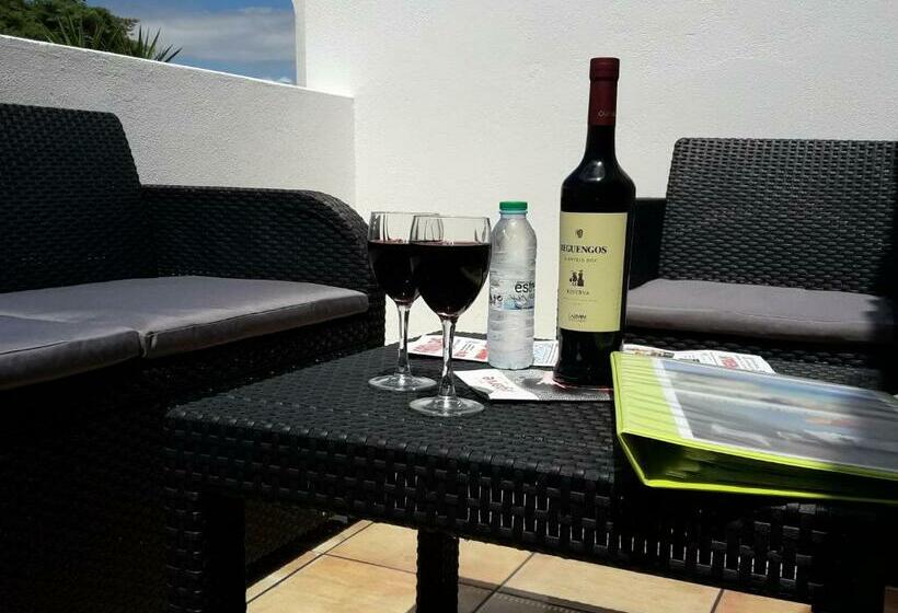 بنسيون Familia Brito