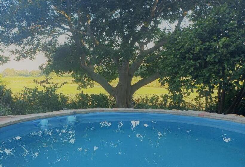 ペンション La Rochelle