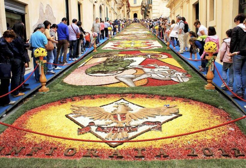 Quattroquarti Stradivari Home