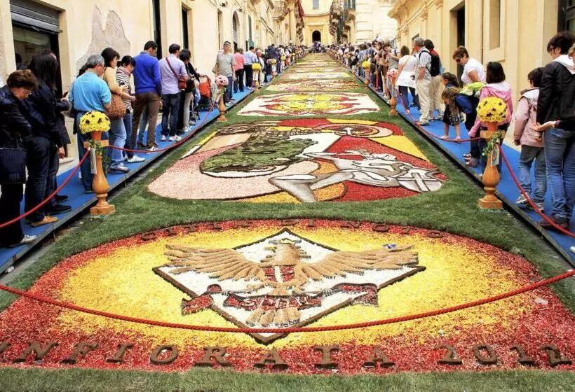 Quattroquarti Stradivari Home