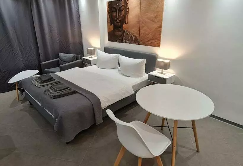 Check Inn Hotels   Essen