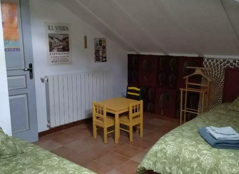 Aamiaismajoitus (B&B) Domaine De Séguéla