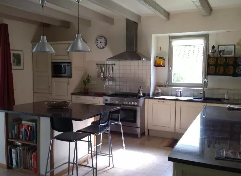 Aamiaismajoitus (B&B) Domaine De Séguéla