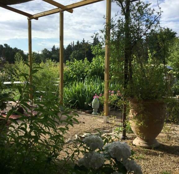 Bed and Breakfast Le Jardin Du Castillon