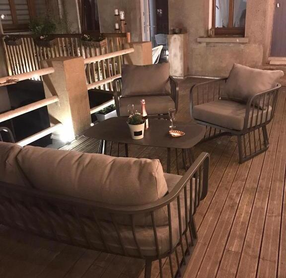 住宿加早餐 Une Affaire De Famille