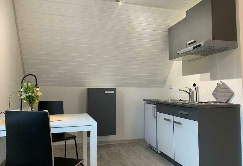 Pension Deckenpfronn