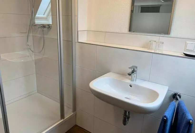 Pension Deckenpfronn