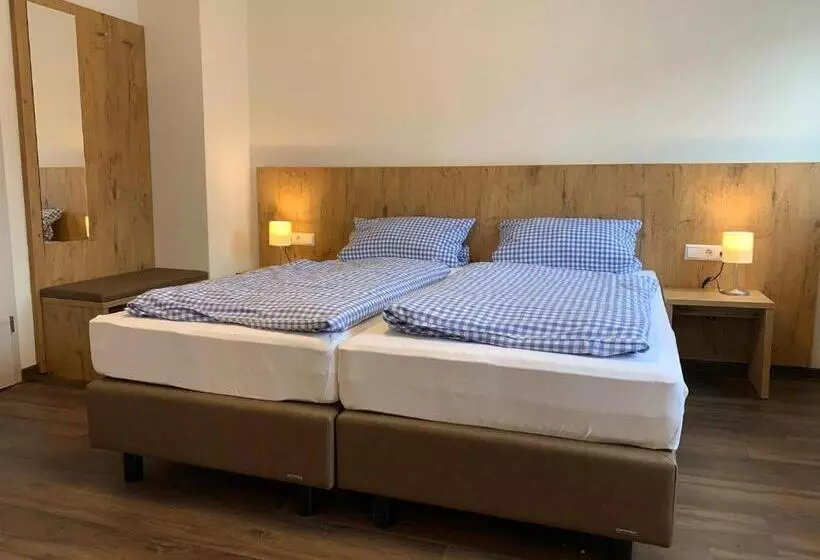 Pension Deckenpfronn