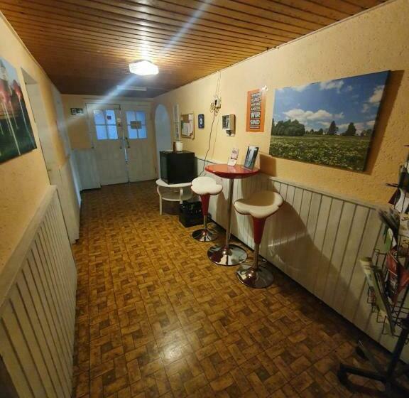 Hospedaria Gästehaus Weißes Lamm Monteurzimmer