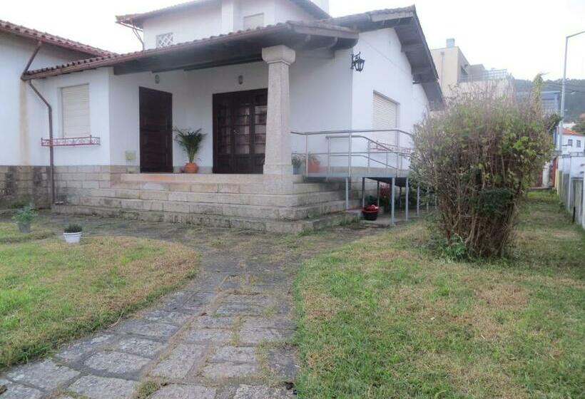 هاستل Villa Margarida