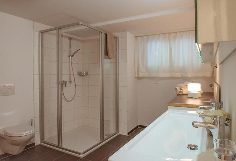 تختخواب و صبحانه Campingplatz Mittagsspitze