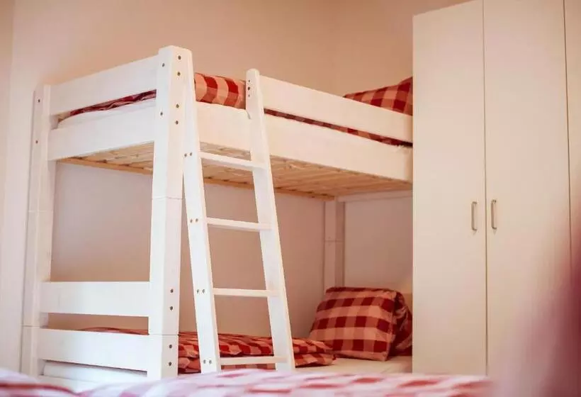 تختخواب و صبحانه Campingplatz Mittagsspitze