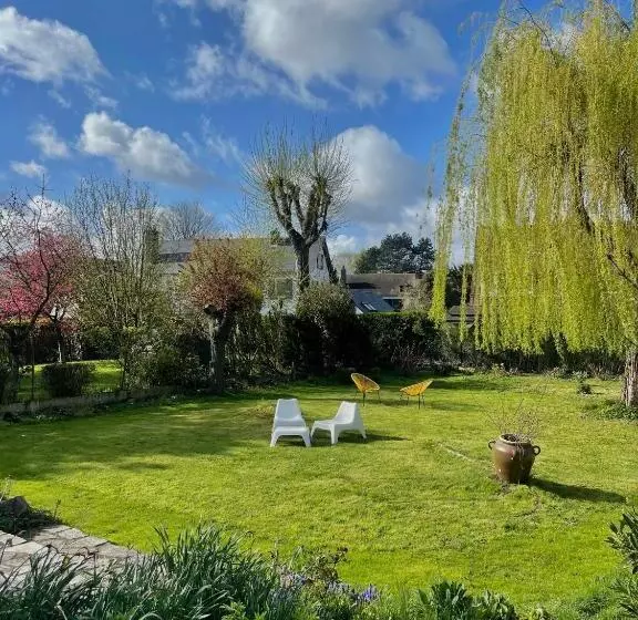 Aamiaismajoitus (B&B) La Demeure Marcquoise