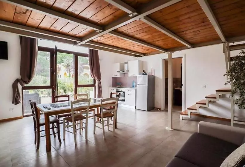 ホテル Agriturismo Monteroseo