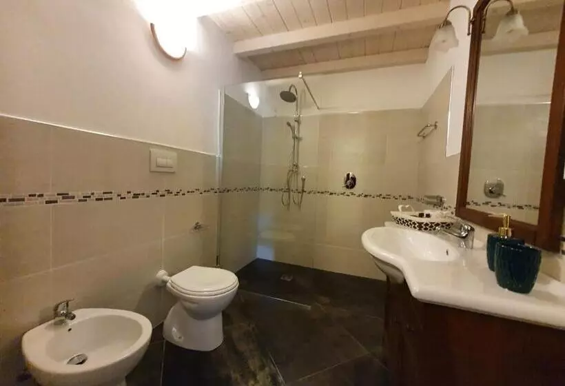 ホテル Agriturismo Monteroseo