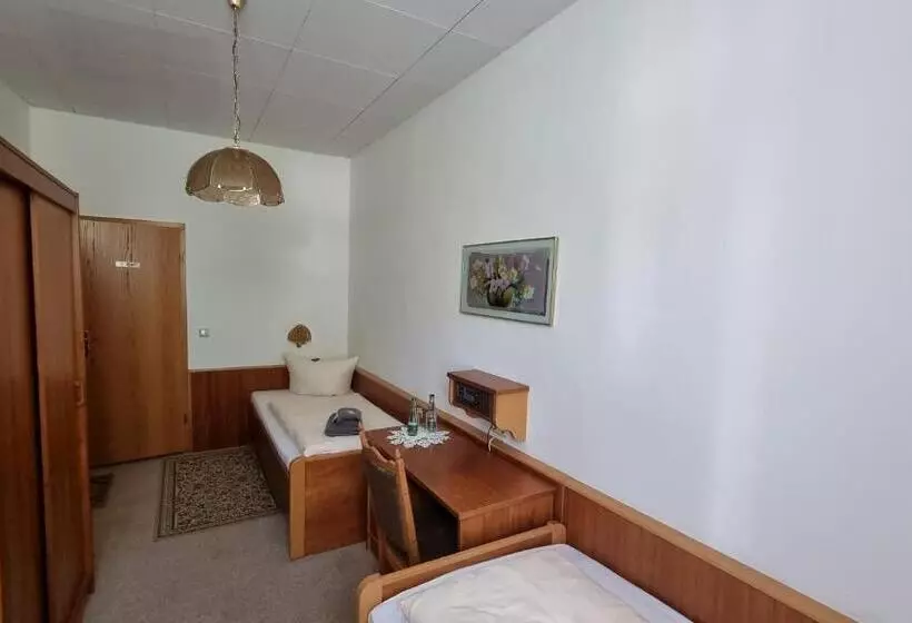 هتل Cafe Zur Talsperre