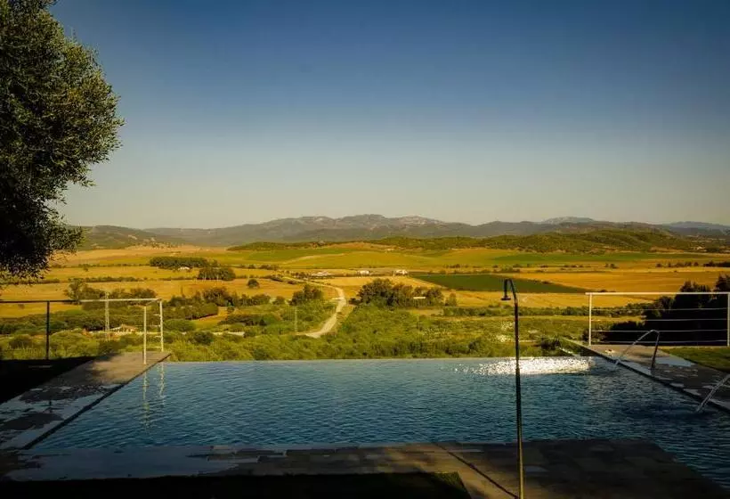 Hotelli Hostal Restaurante Benalup Golf