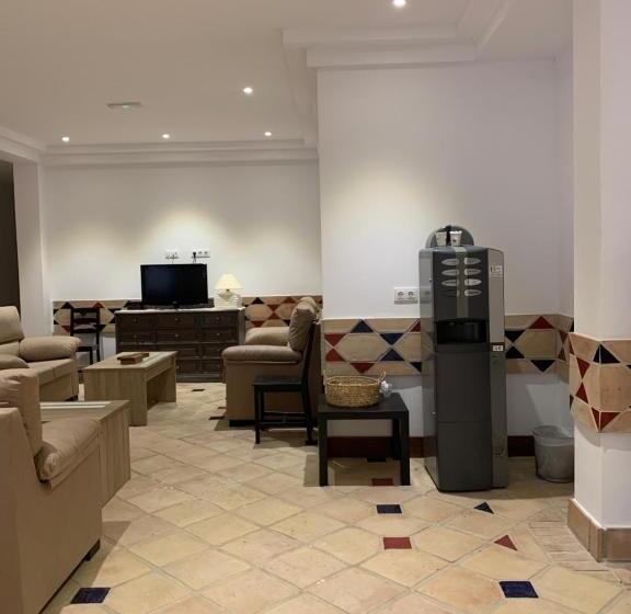 酒店 Hostal Restaurante Benalup Golf