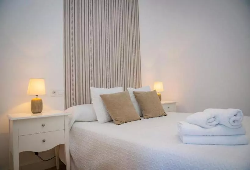 Hotelli Hostal Restaurante Benalup Golf