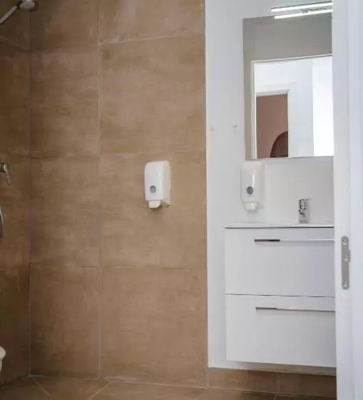 Hotelli Hostal Restaurante Benalup Golf