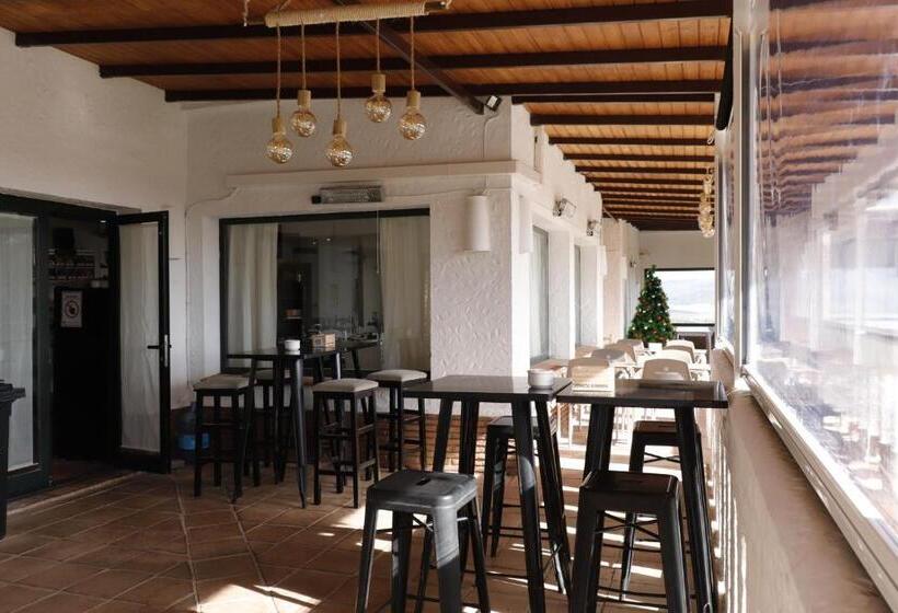 酒店 Hostal Restaurante Benalup Golf