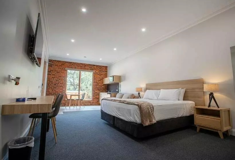 モーテル Red Waratah Accommodation