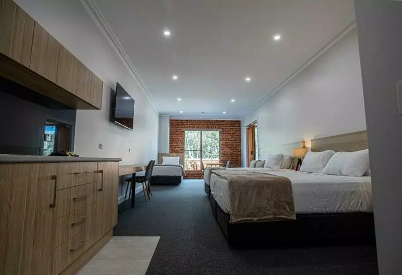 モーテル Red Waratah Accommodation