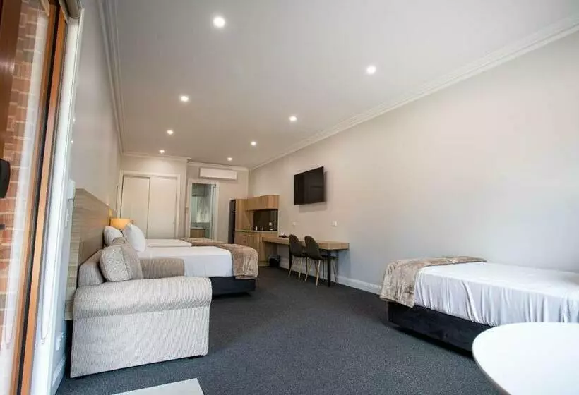 モーテル Red Waratah Accommodation