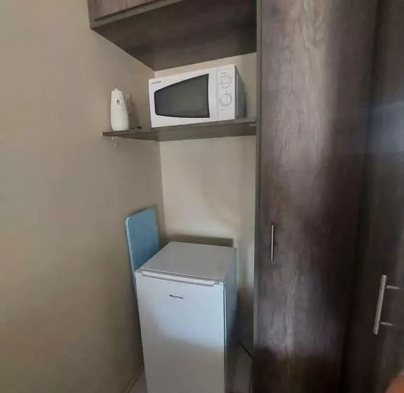 پانسیون Delutz Overnight Accommodation Room 2