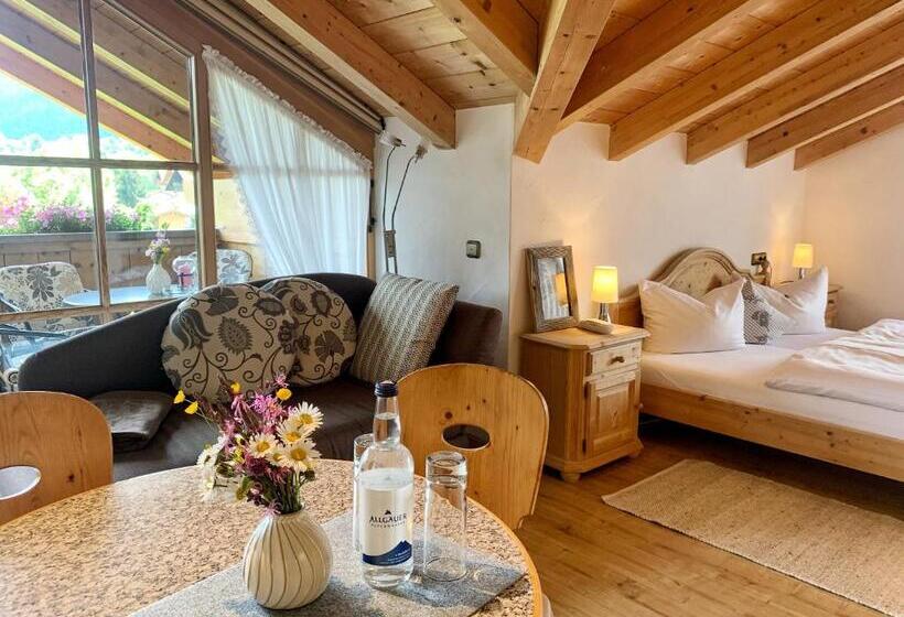 ペンション Gästehaus Zur Schmiede