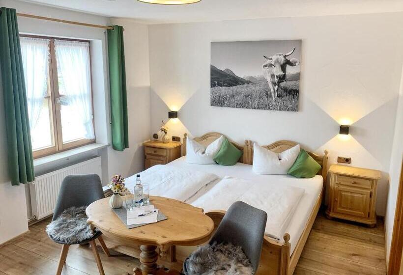 ペンション Gästehaus Zur Schmiede