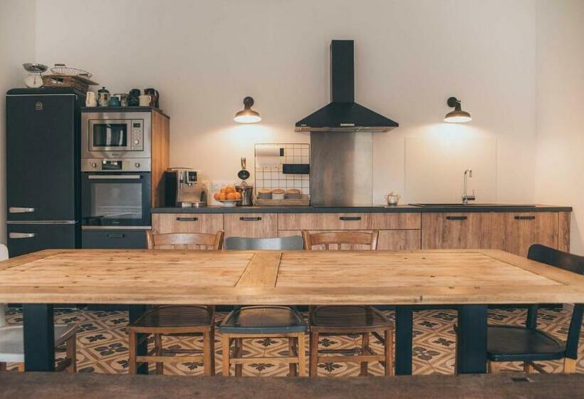 بنسيون L Escale Bellifontaine