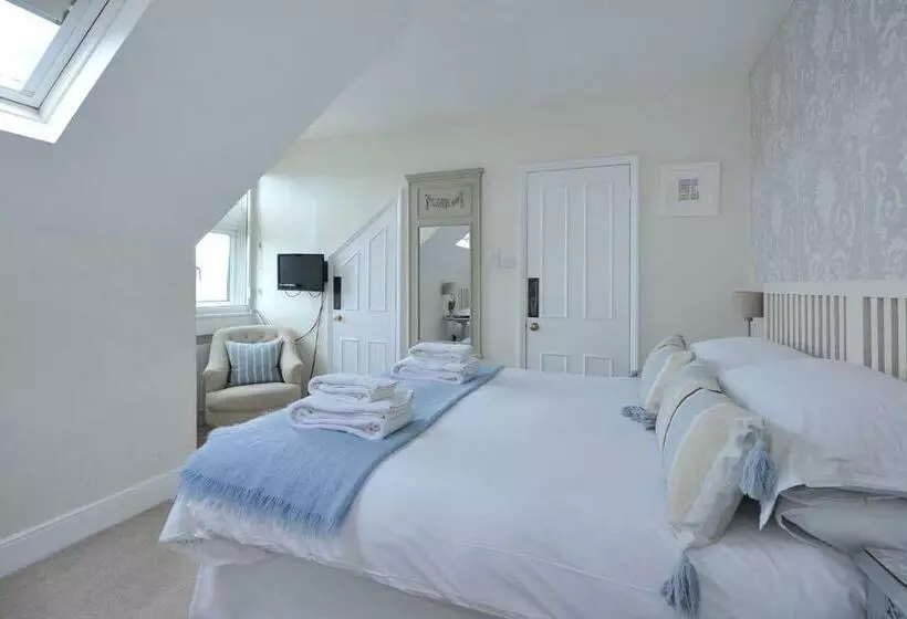 Abbey Rise Bed And Breakfast