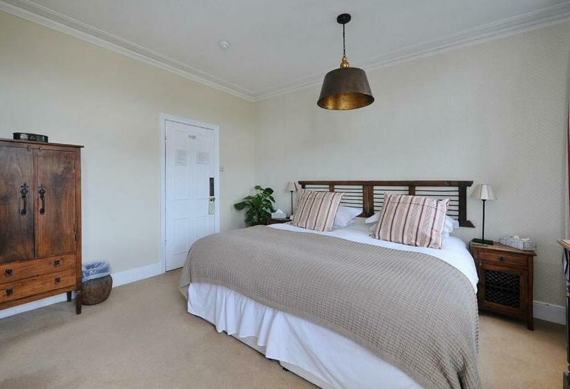 Abbey Rise Bed And Breakfast