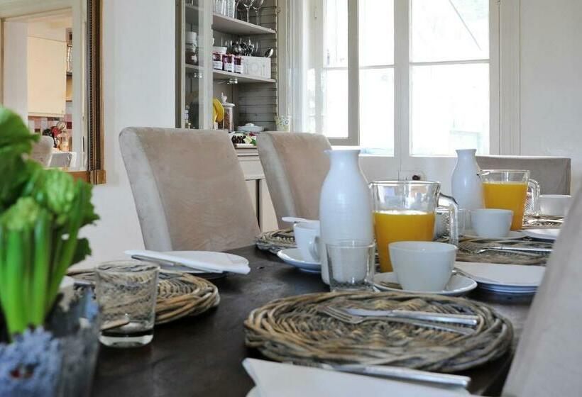 Abbey Rise Bed And Breakfast