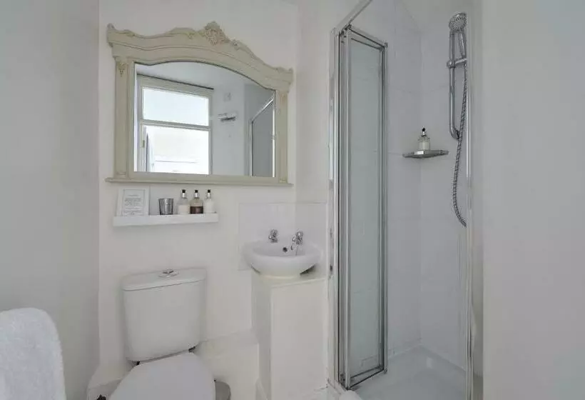 Abbey Rise Bed And Breakfast