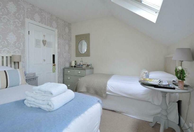 Abbey Rise Bed And Breakfast