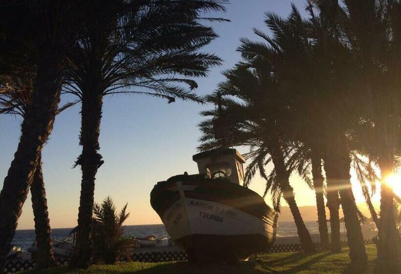 Apartamento 1a Linea Playa Com Piscina Almuñécar