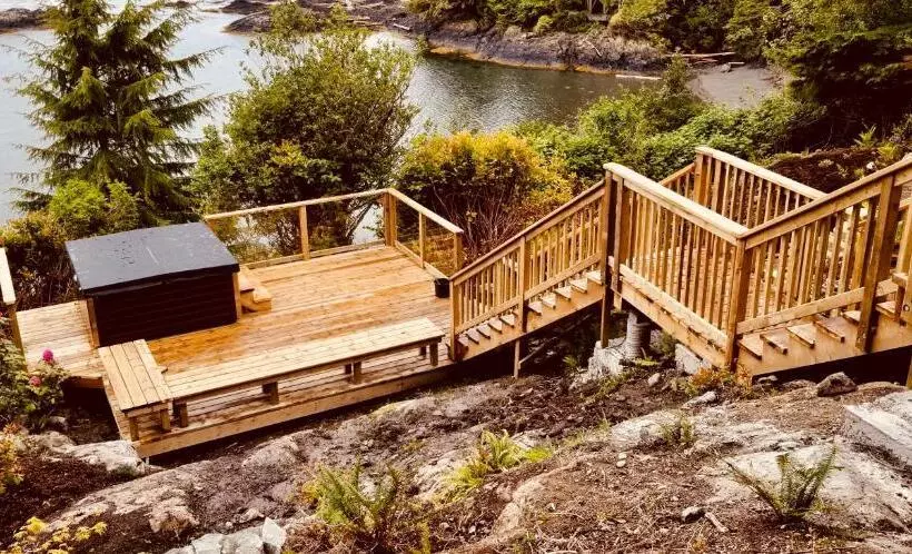 تختخواب و صبحانه 378 Marine Drive