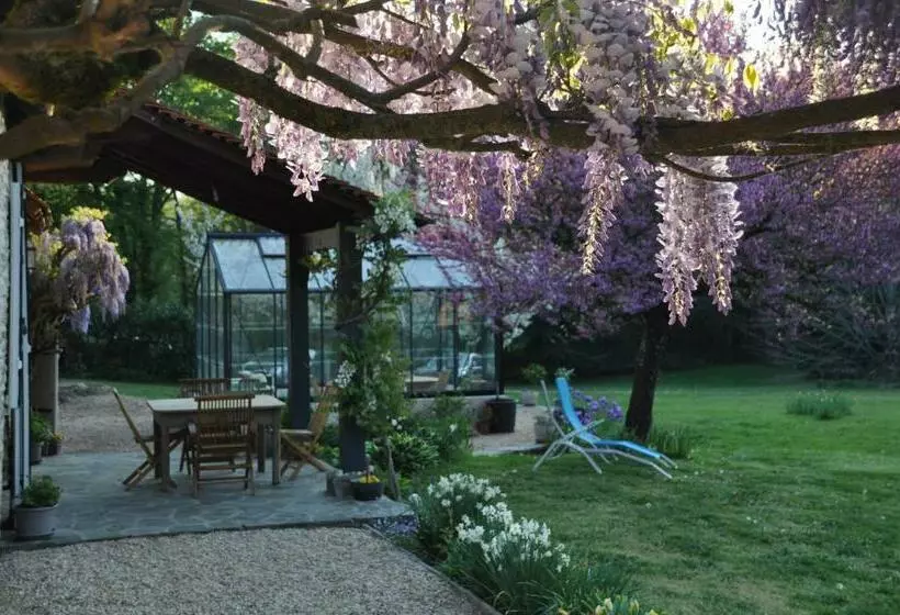 Aamiaismajoitus (B&B) Bienvenue Au Mas