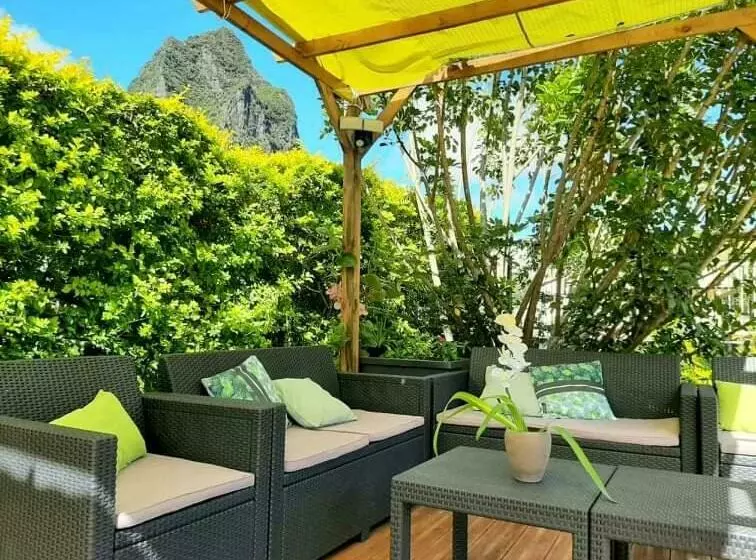 تختخواب و صبحانه Chambres D Hôtes Doris